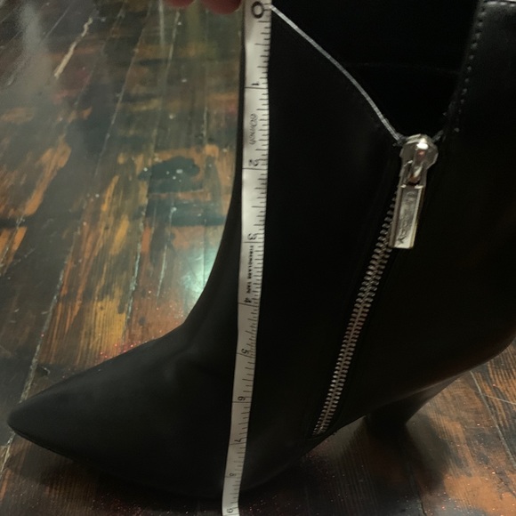 NWT/B UNILADY Black Block-heel Booties - Picture 11 of 14